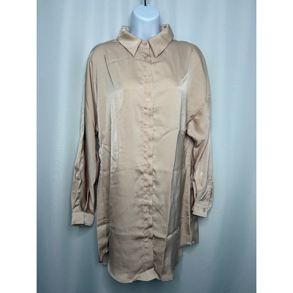 Umgee USA Womens Champagne Beige Satin Button Down Tunic Shirt‎ NWT Medium